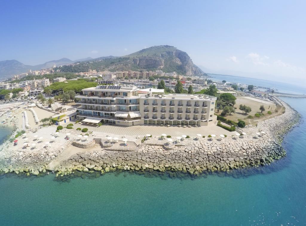 Grand Hotel L'Approdo Terracina Dış mekan fotoğraf