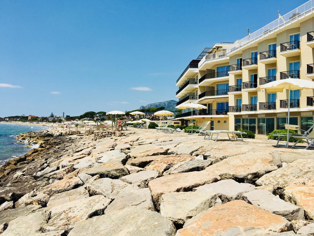 Grand Hotel L'Approdo Terracina Dış mekan fotoğraf